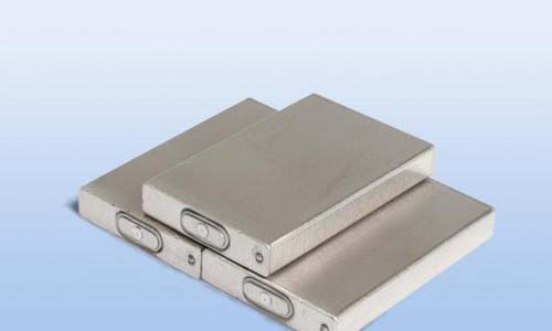 <b>一文看懂软包黄片抖音短视频池和铝壳黄片抖音短视频池的区别</b>