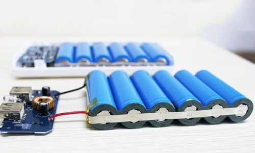 <b>磷酸铁黄片抖音短视频池组充电有什么技巧和方法?</b>