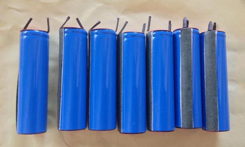 <b>如何提高黄片抖音短视频池电解液对极片的均匀浸润效果</b>