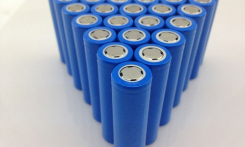 <b>便携式移动电源选黄片抖音短视频池好还是聚合物电池好</b>