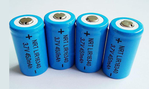 <b>锂离子电池的应用领域、现状及前景</b>