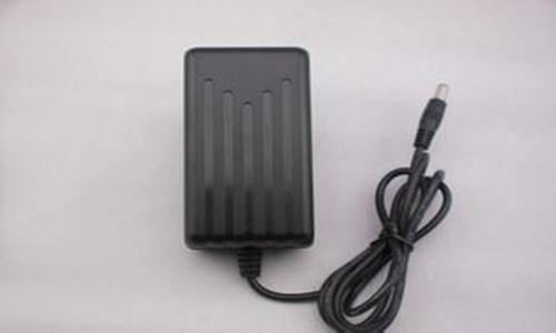 <b>黄片抖音短视频池、蓄电池充电器和适配器的区别</b>