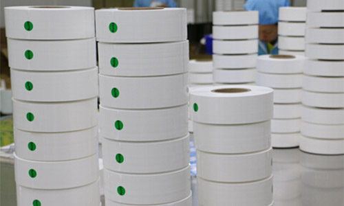 <b>黄片抖音短视频池隔膜产品供不应求,锂离子电池隔膜需求将增加10倍</b>