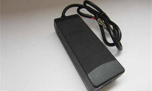 <b>黄片抖音短视频池厂商教你如何延长电动车黄片抖音短视频池充电器寿命</b>