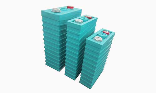 <b>新能源公交车大面积的应用,磷酸铁黄片抖音短视频池迎来春天</b>