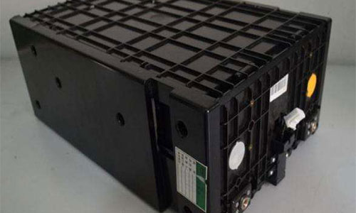 <b>特斯拉与比亚迪在动力黄片抖音短视频池方面或将对垒</b>