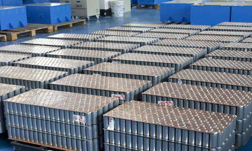 <b>电池级氢氧化锂是高镍三元黄片抖音短视频池材料的必然选择</b>