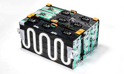 <b>叠片工艺+无钴电池技术是未来动力黄片抖音短视频池的趋势</b>