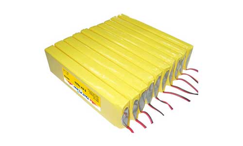 <b>电池厂家预计到2030年磷酸铁黄片抖音短视频池市场份额将增至30%</b>